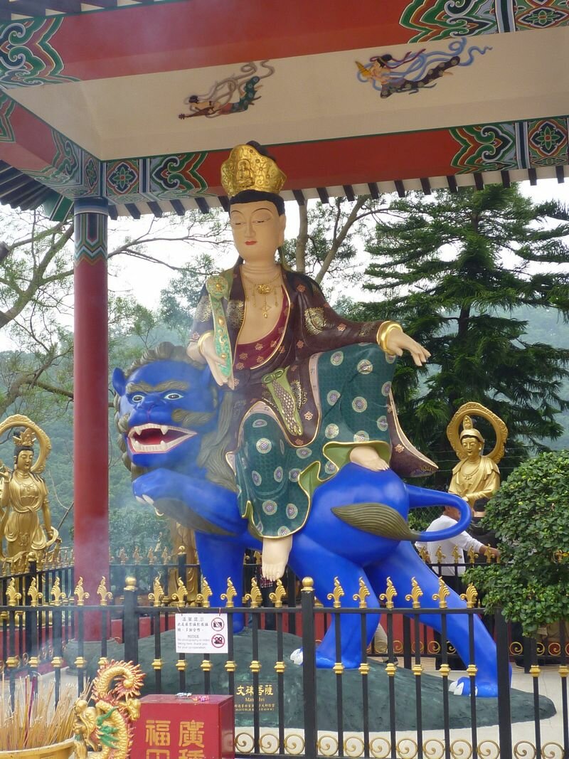 Monastyr3 Гонконг   Монастырь Десяти Тысяч Будд